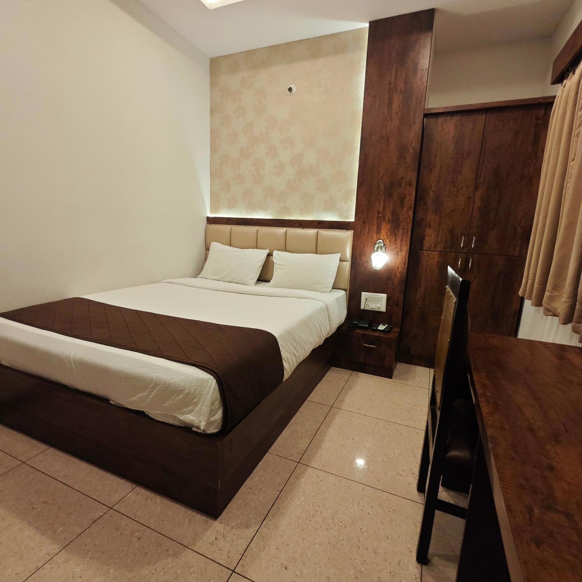 Al Noor Palace Bangalore Extérieur photo