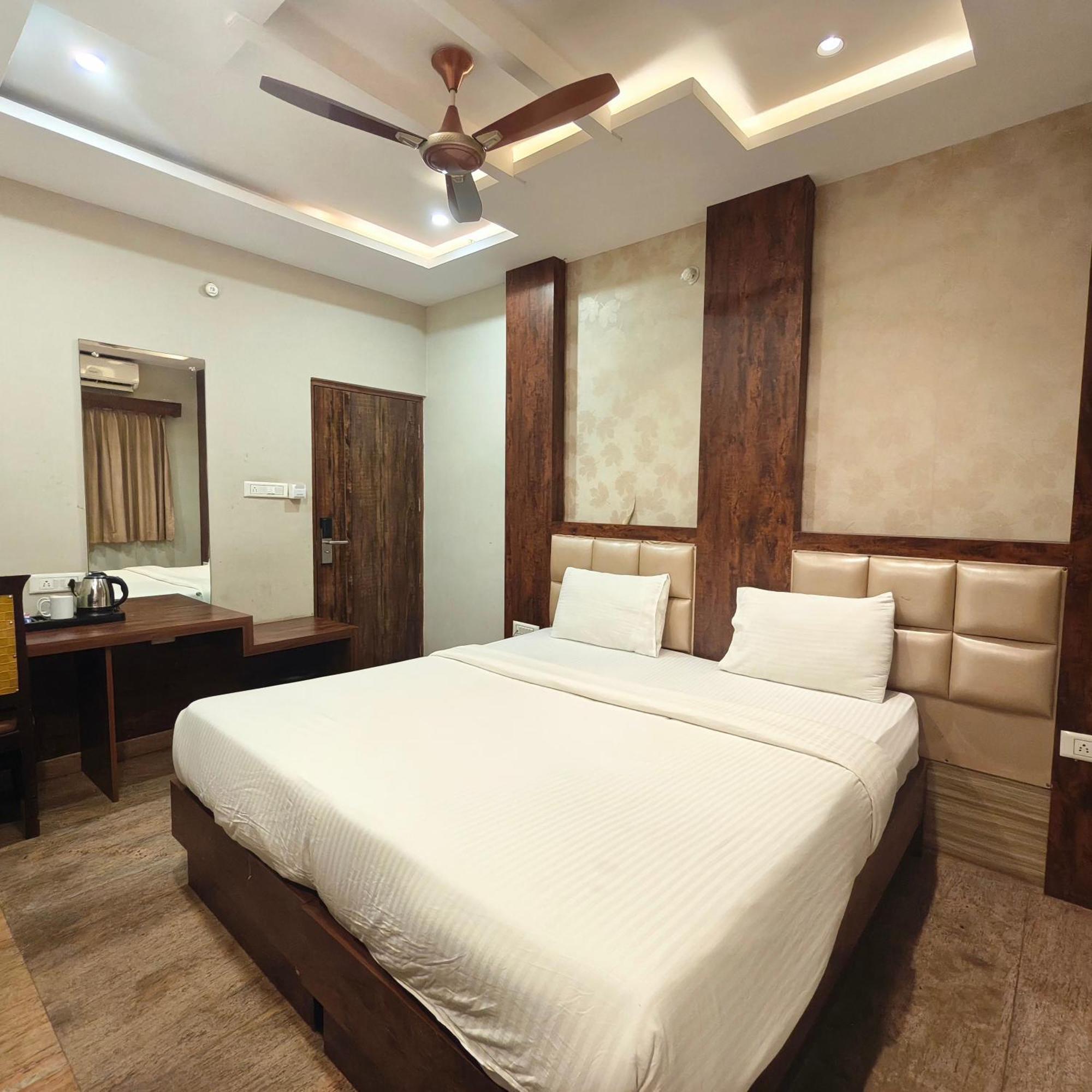 Al Noor Palace Bangalore Extérieur photo