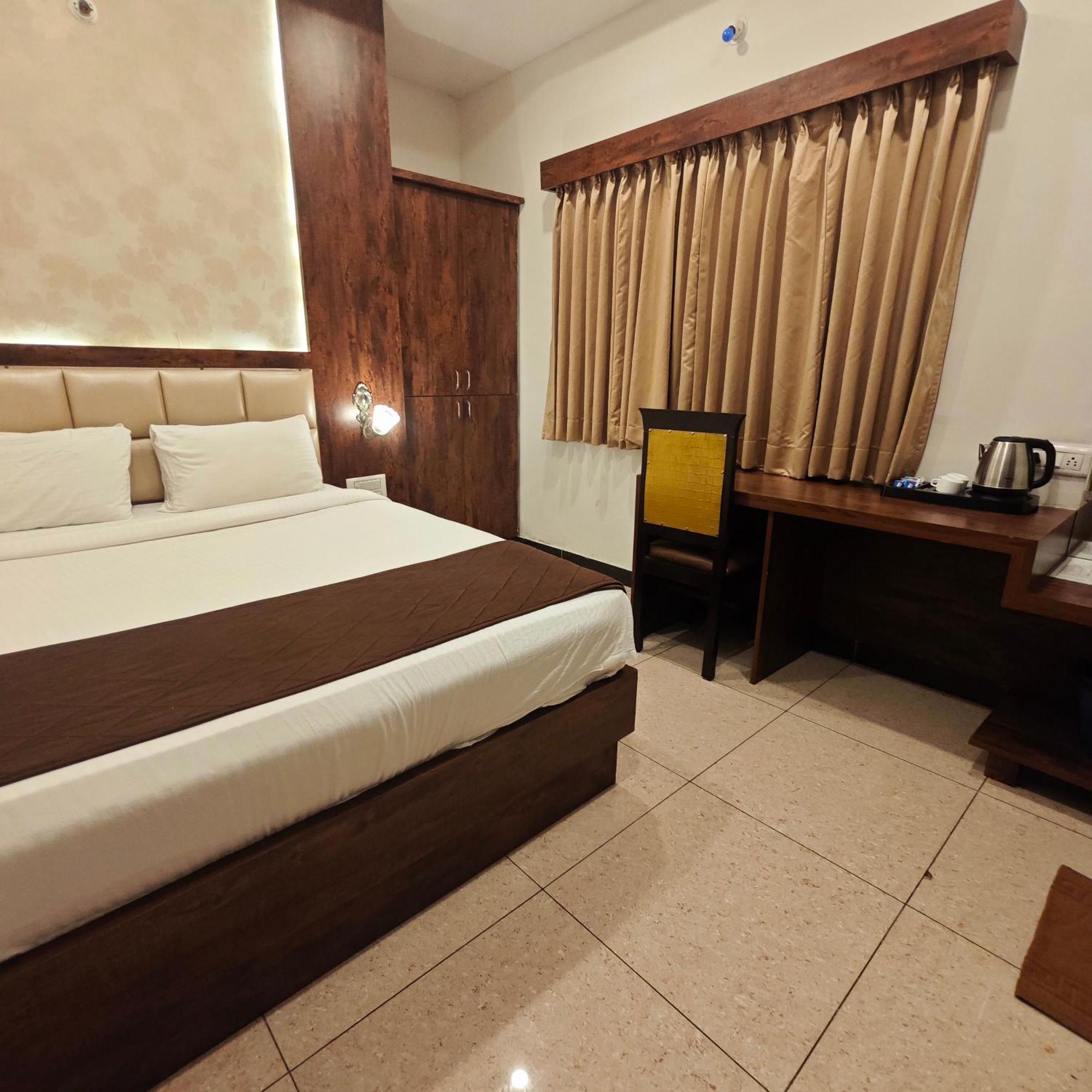 Al Noor Palace Bangalore Extérieur photo